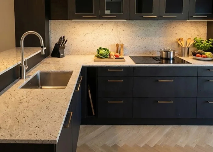 Arbeitsplatte Schneeflocken aus Granit – Bild 4